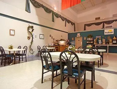 Days Inn By Wyndham St. Louis Lindbergh Boulevard Huntleigh